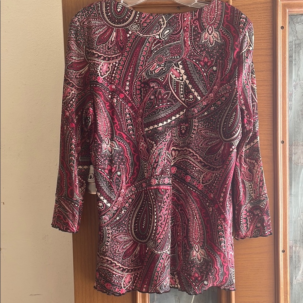 Women's Paisley Top - Red and Black JKLA Sz 1X - Picture 3 of 4